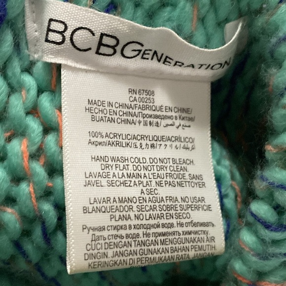 BCBGeneration Loop Infinity knited Scarf infinity cowl loop - Picture 2 of 7